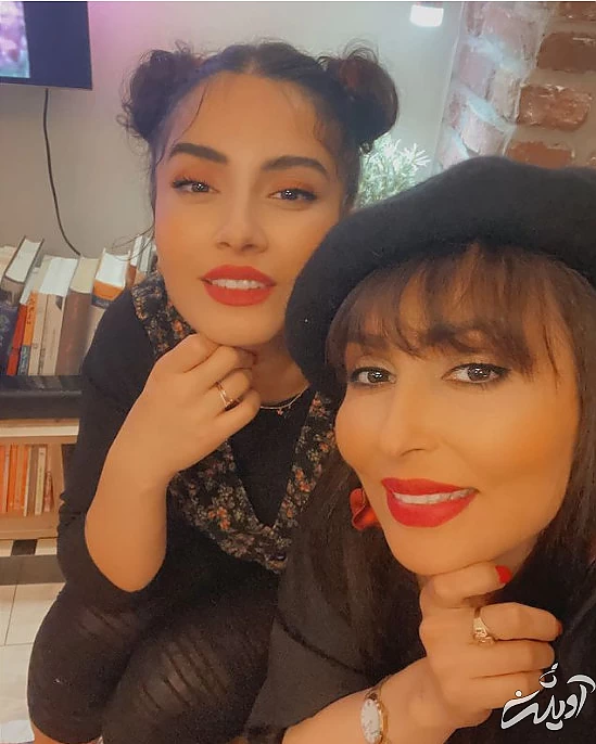 پرستو صالحی